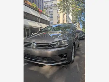 volkswagen-golf-sportsvan-2015-auto-140000-km-diesel