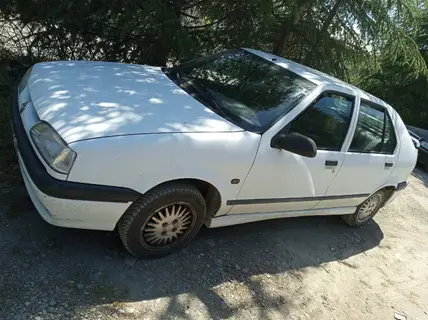 RENAULT R19