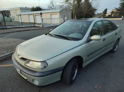 RENAULT LAGUNA