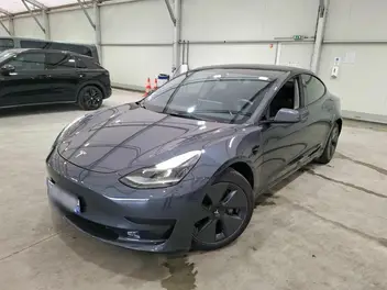 tesla-model-3-2021-auto-169079-km-électrique