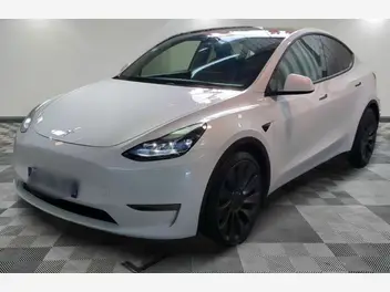 tesla-model-y-2022-auto-111147-km-électrique