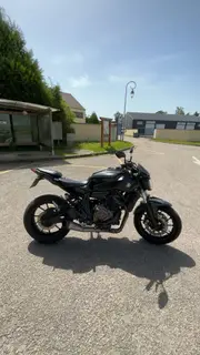 YAMAHA MT-07