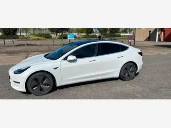 tesla-model-3-2020-auto-94700-km-électrique