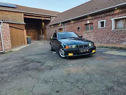 BMW SERIE 3