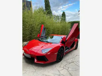 lamborghini-aventador-2012-auto-33500-km-essence