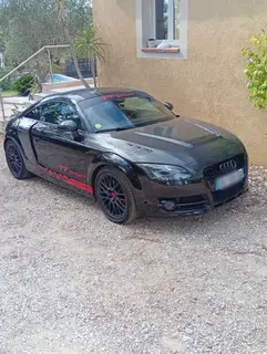 AUDI TT