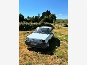 RENAULT