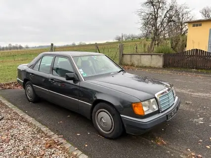 MERCEDES 230