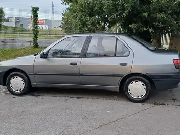 PEUGEOT