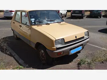 RENAULT