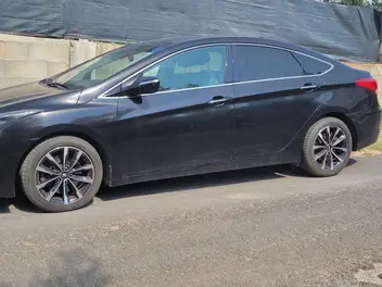 HYUNDAI