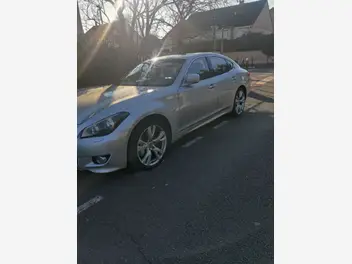 INFINITI
