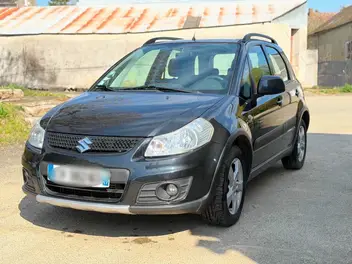 SUZUKI