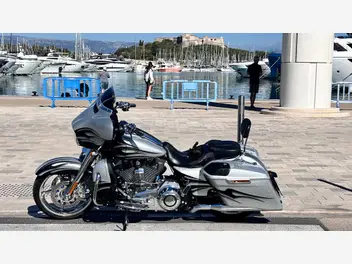 HARLEY DAVIDSON CVO STREET GLIDE 1868