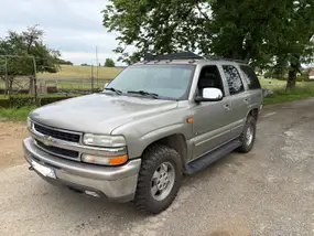 chevrolet-tahoe-2000-auto-196848-km-essence-1