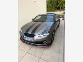 hyundai-genesis-coupe-2010-auto-153000-km-essence-1