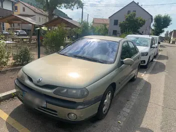 RENAULT