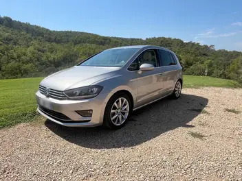 volkswagen-golf-sportsvan-2017-auto-135628-km-essence