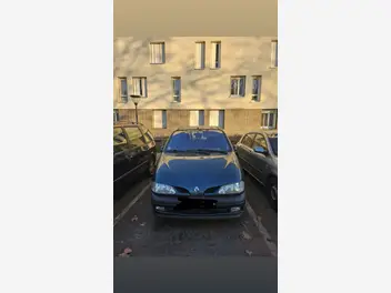 RENAULT