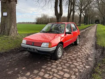 PEUGEOT