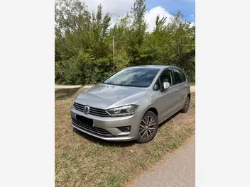 volkswagen-golf-sportsvan-2016-auto-122800-km-essence