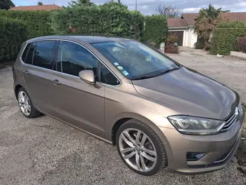 volkswagen-golf-sportsvan-2015-auto-109900-km-diesel