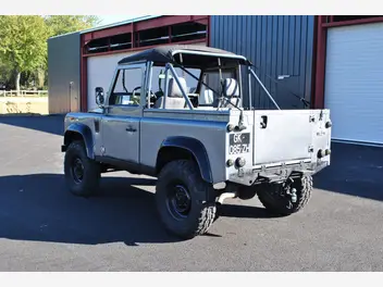 LAND ROVER