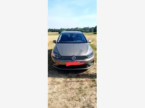 volkswagen-golf-sportsvan-2016-manual-81000-km-essence-1