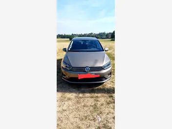 volkswagen-golf-sportsvan-2016-manual-81000-km-essence