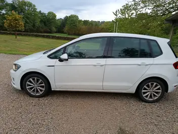 volkswagen-golf-sportsvan-2015-auto-195000-km-essence