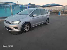 volkswagen-golf-sportsvan-2015-auto-270000-km-essence-1