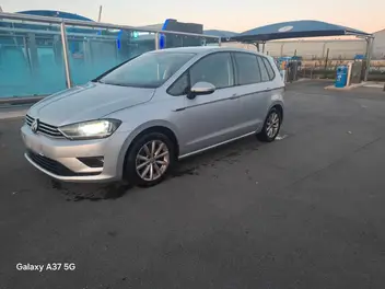 volkswagen-golf-sportsvan-2015-auto-270000-km-essence