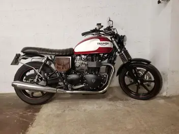 triumph-bonneville-2015-manual-26000-km