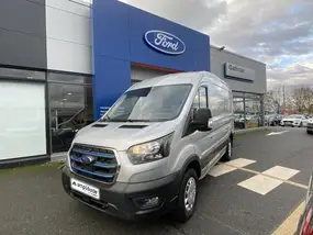 ford-transit-iv-phase-2-2023-auto-6000-km-électrique-1