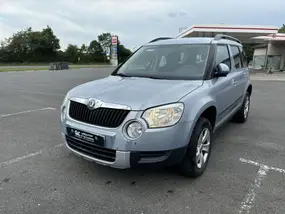 skoda-yeti-phase-2-2012-manual-147916-km-diesel-1