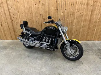 triumph-rocket-iii-2300-2008-manual-38500-km-essence