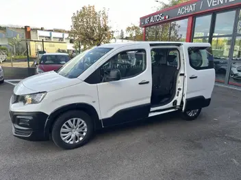PEUGEOT