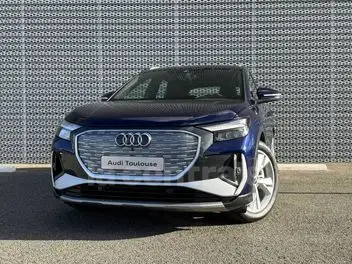 audi-q4-e-tron-2025-auto-9900-km-électrique