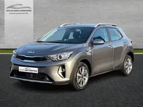 kia-stonic-phase-2-2024-manual-16428-km-essence-1