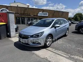 opel-astra-v-sports-tourer-2017-auto-157063-km-diesel-1