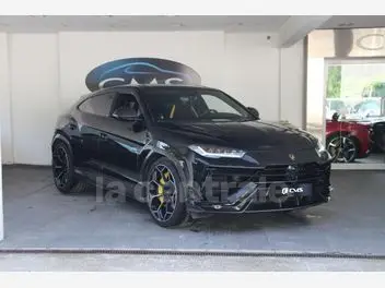 lamborghini-urus-2023-auto-22600-km-essence