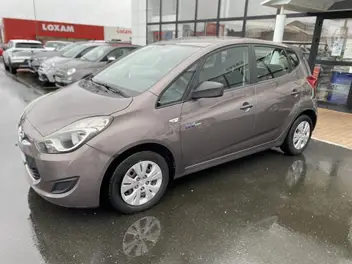 HYUNDAI