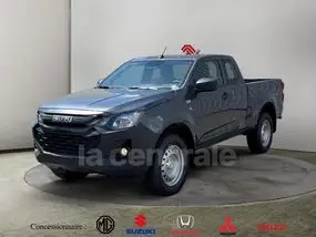 isuzu-d-max-iii-2025-auto-10-km-diesel-1