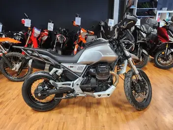 moto-guzzi-v85-tt-850-2019-manual-26750-km-essence