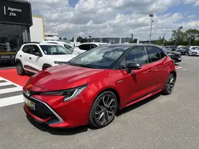 toyota-corolla-xii-2021-auto-70100-km-hybrides-1