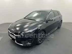 kia-ceed-iii-phase-2-2023-manual-16200-km-essence-1