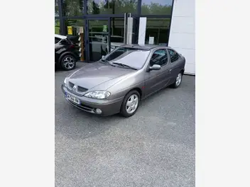 renault-megane-coupe-phase-2-2000-manual-30889-km-essence