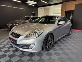 hyundai-genesis-coupe-2012-auto-105000-km-essence-1