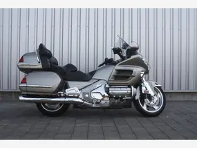honda-gl-goldwing-1800-2004-manual-114700-km-essence-1