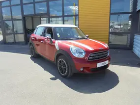 mini-countryman-2015-auto-137936-km-diesel-1